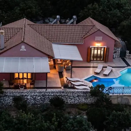 Villa Andromeda By Vintage Travel Spartokhorion